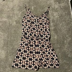 Romper with pockets